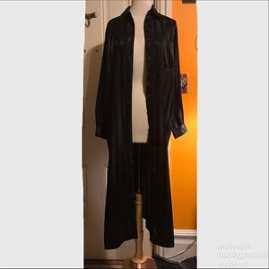 Jenny Buchanan black on black long robe size M